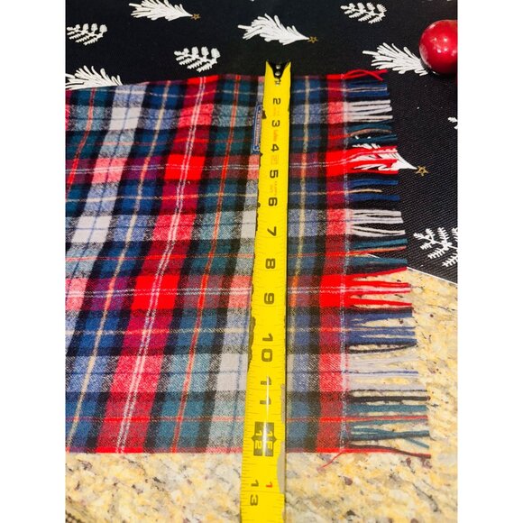 VTG Pendleton 100% Pure Virgin Wool Scarf Red Blue Tartan Plaid Fringe Preppy - Picture 4 of 7